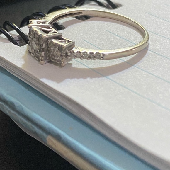 1/2 ct Diamond Three-Stone Ring in 10K White Gold - Picture 9 of 9